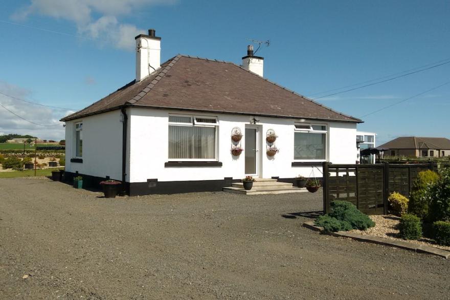 Lovely Country Bungalow In Rural Setting Near St Andrews.  Ideal For Golfers.