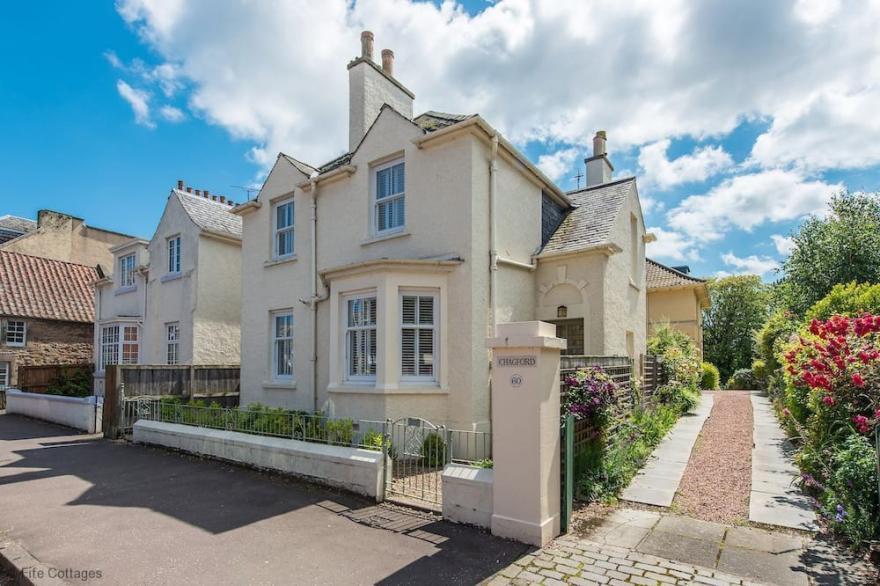 A Lovely 3 Bedroomed House In The Centre Of St Andrews