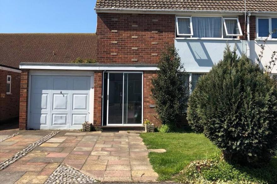 Idyllic 3-Bed House | 5-Min From Channel Tunnel