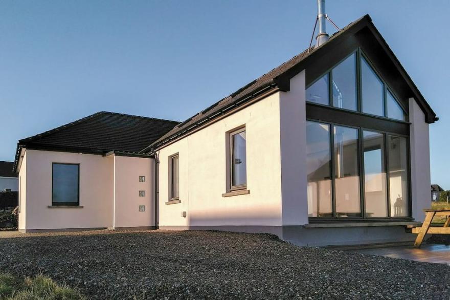 2 Bedroom Accommodation In Aird, Near Stornoway