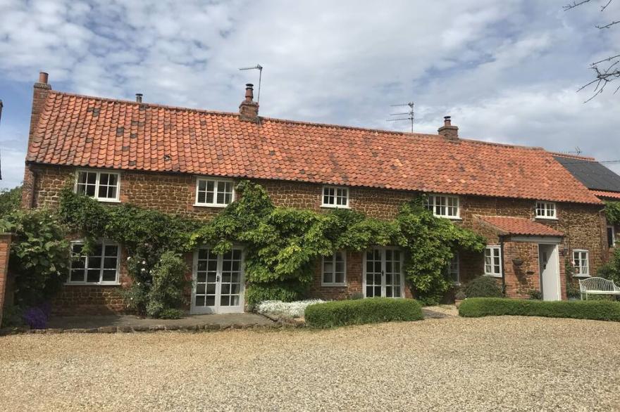 Sedgeford - Spacious 5 Bedroom 400 Year Old House