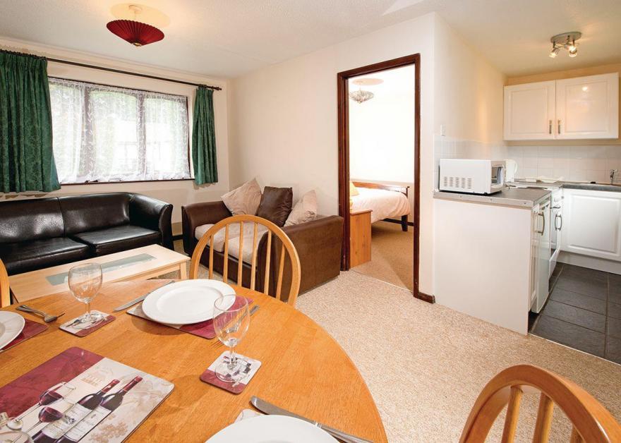 Silver Bungalow 2 (sleeps 4)