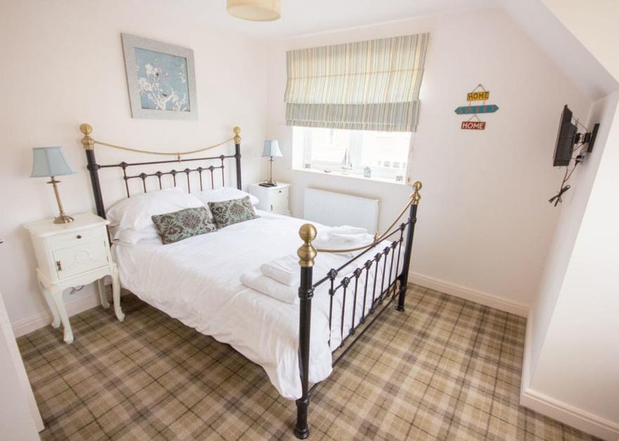 Superior Plus Cottage 4