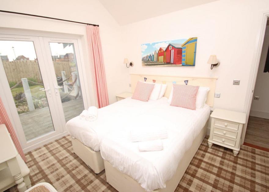 Premium Beach House 2