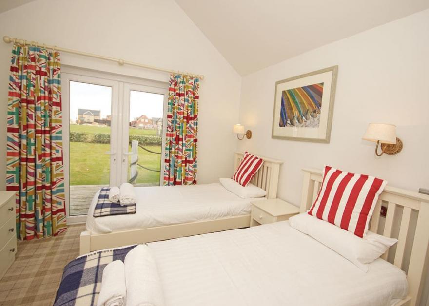 Premium Beach House 2