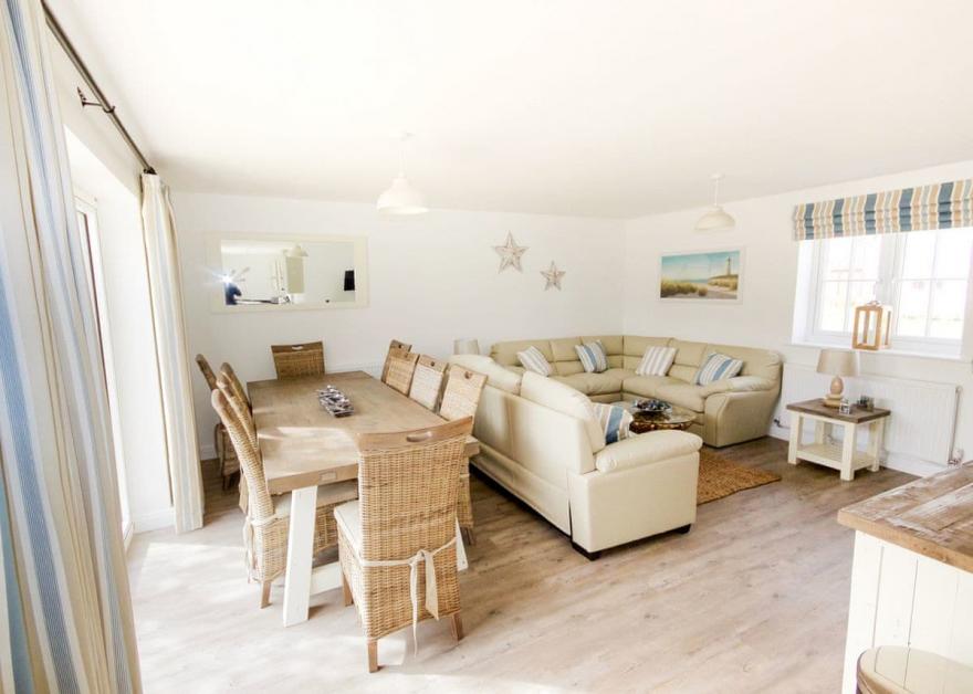 Superior Cottage 4 Bunks/Pet