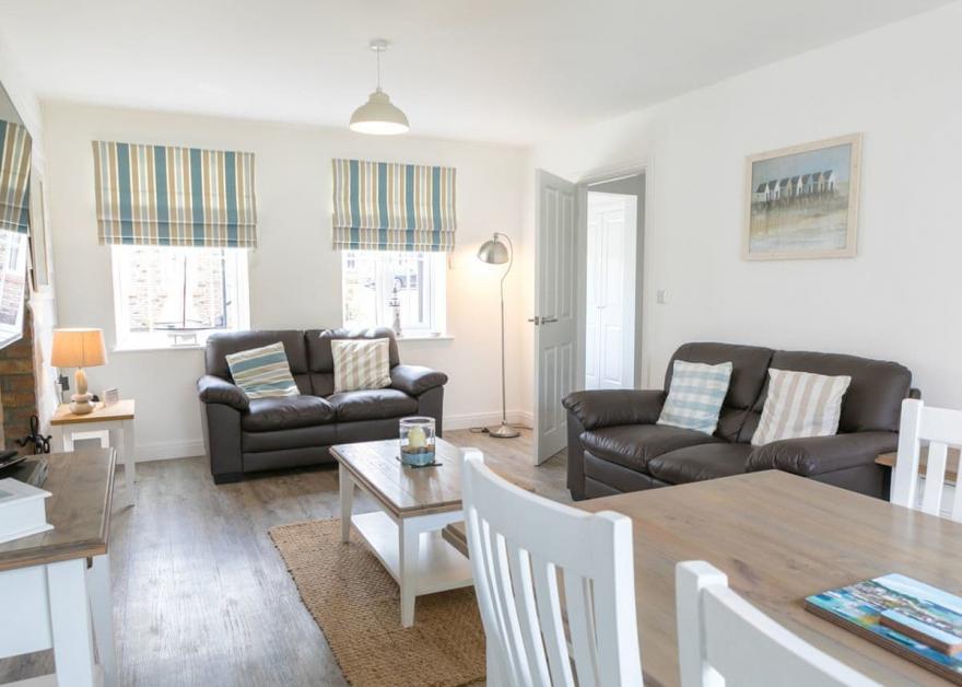 Superior Plus Cottage 2 Pet