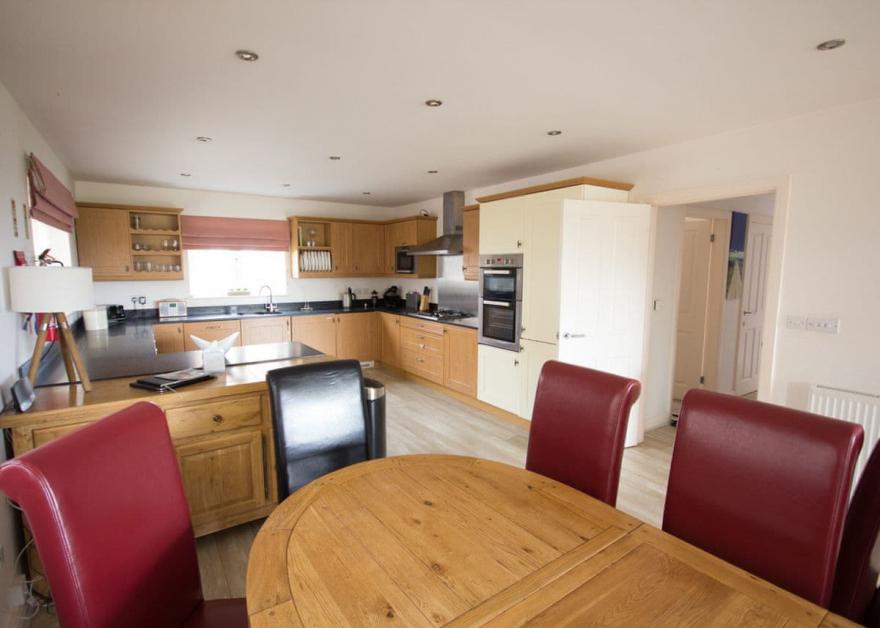 Superior Plus Cottage 4 (Pet)