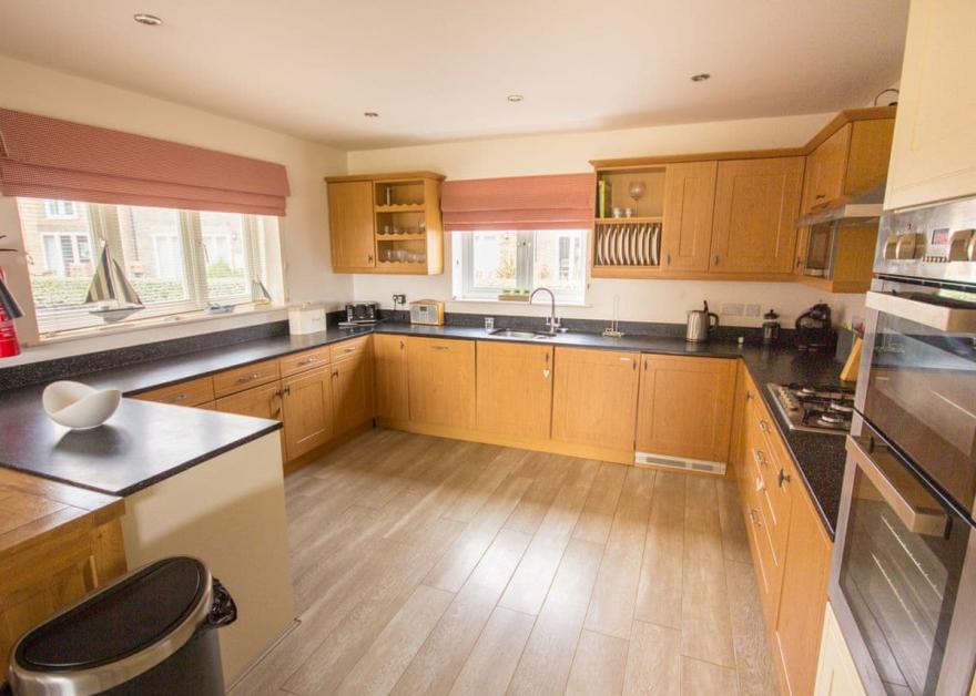 Superior Plus Cottage 4 (Pet)