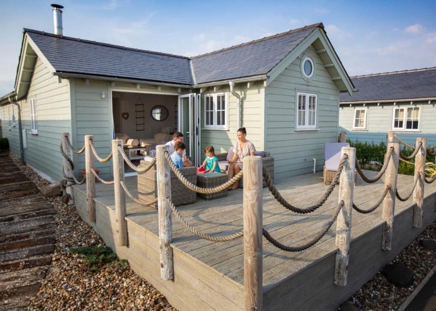 Premium Beach House 2 Pet