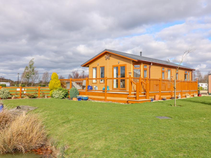 Lake View Lodge