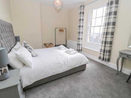 Coquet View Apartment