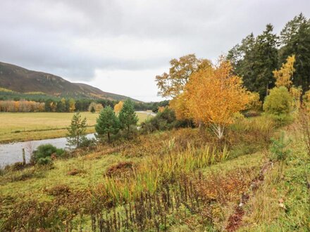 Garage Cottage - Mar Lodge