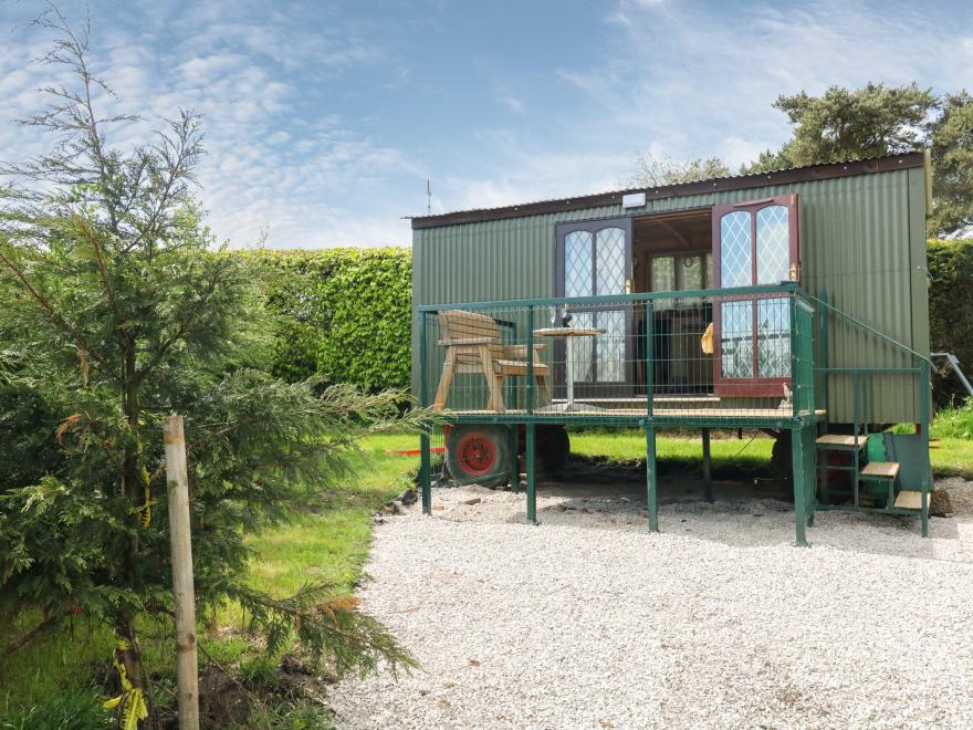 Packhorse Shepherd’s Hut