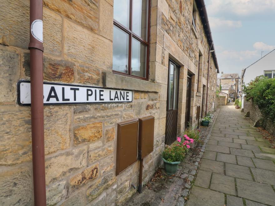 Lonsdale Cottage