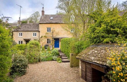 Dove Cottage (Naunton)