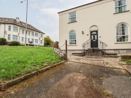 2 Old Talbot Cottages