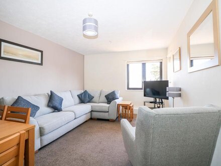 Flat 34 - Marine Court