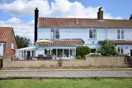 5 Blackshore, Southwold