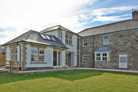 South View (nr Bamburgh)