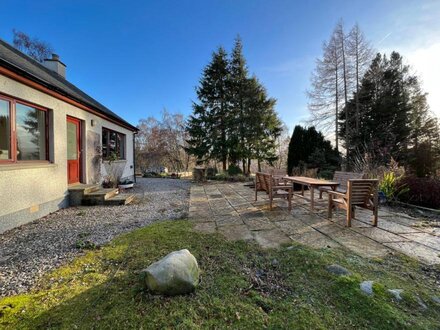 Creag Dhubh Cottage