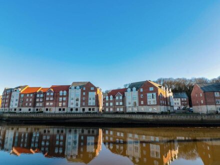 Whitby Waves