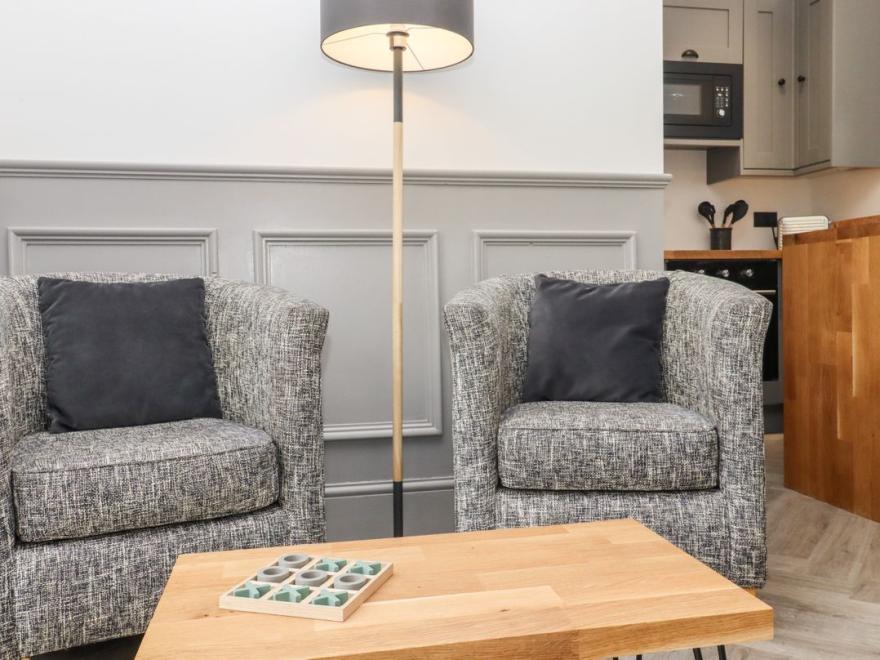 The Snug at Pickelden Farmhouse