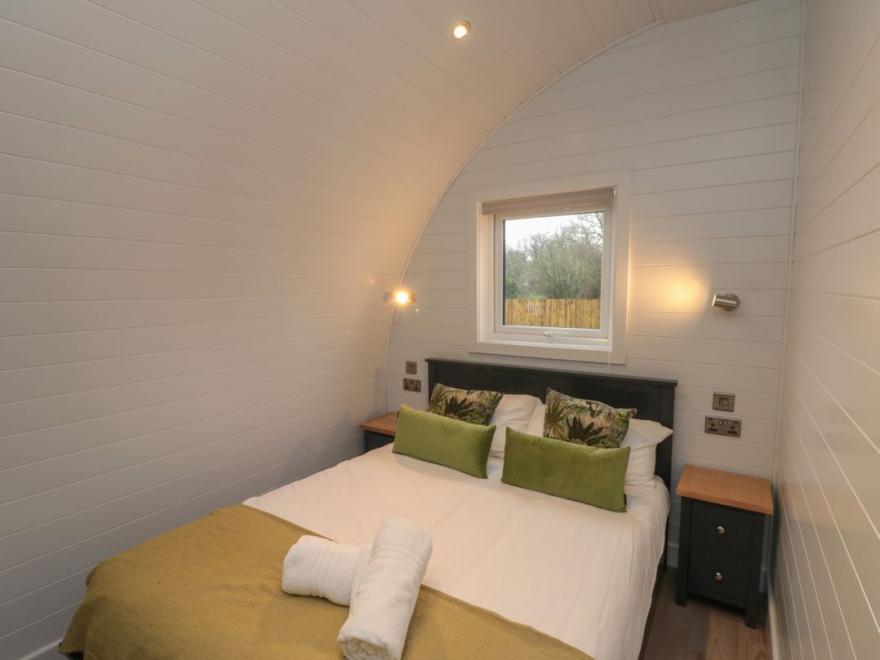 Lennon Lodge