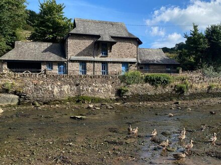 Bridgend Barn