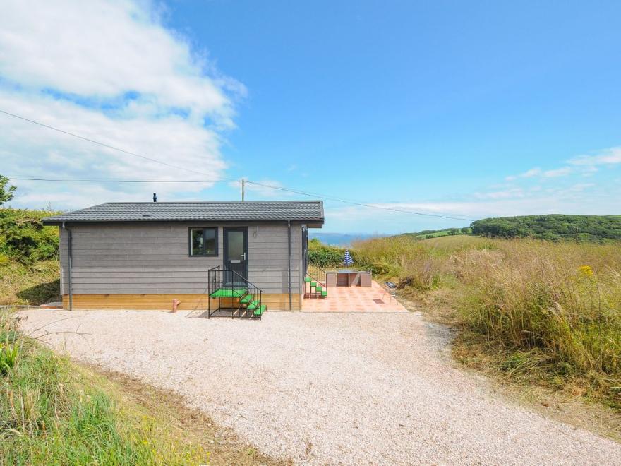 Midway Lodge
