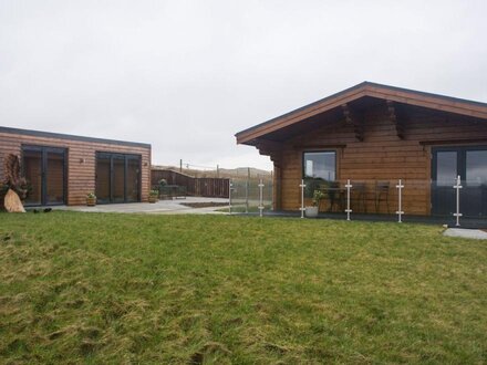 Height End Farm Log Cabin