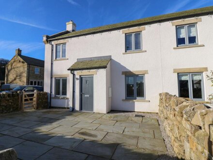 No.8 Cairn Cottage