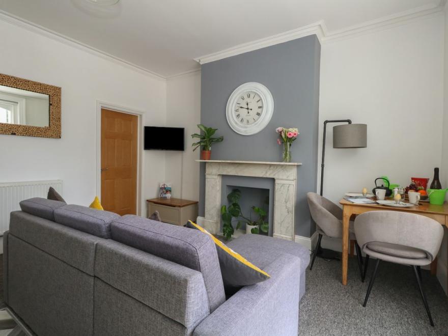 Flat 2