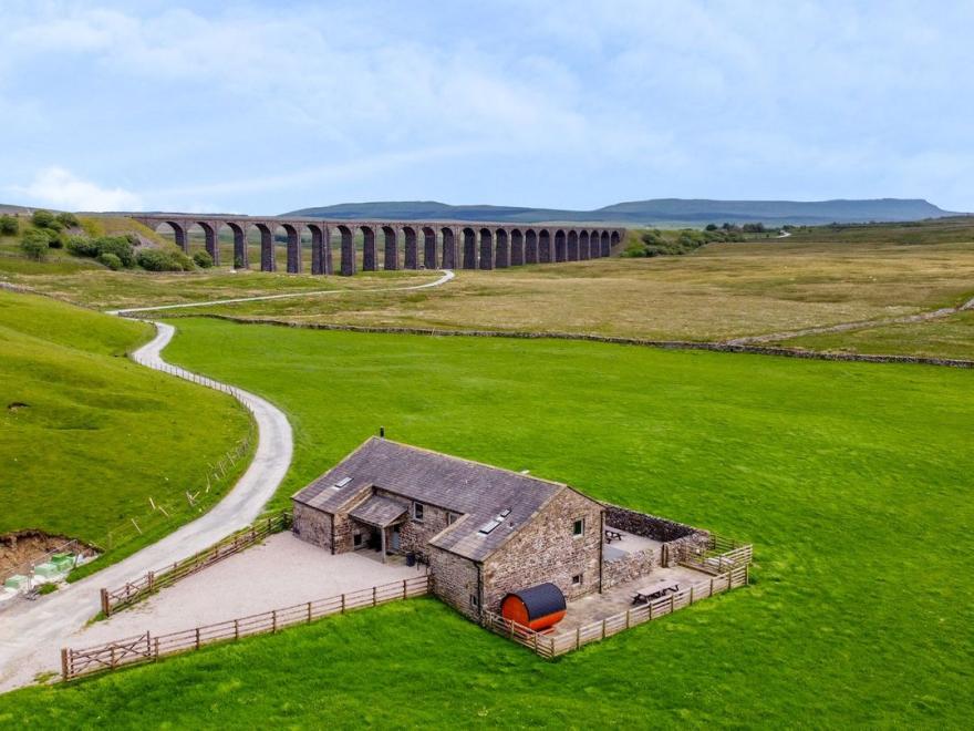 Three Peaks Barn