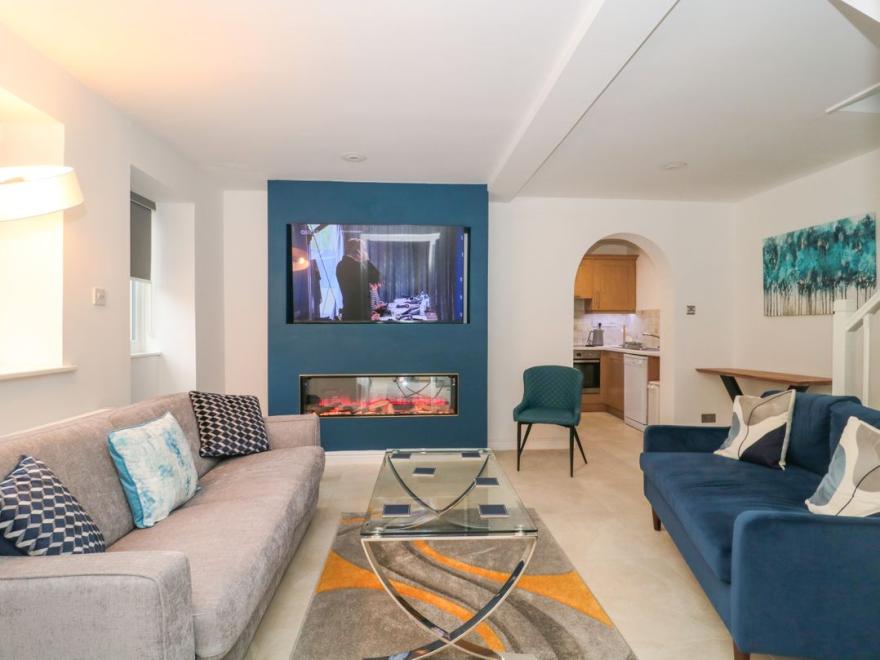 4 Noel Court