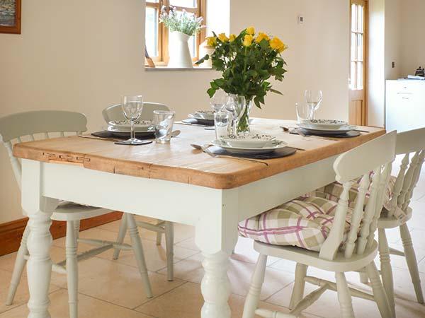 Mistal Cottage