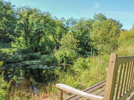 Pond Cottage