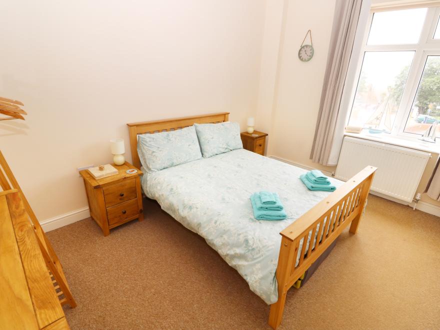 Flat 2, 4 St Edmund's Terrace