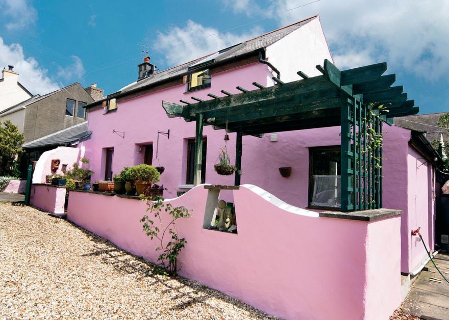 Hanna's Cottage - HW7160