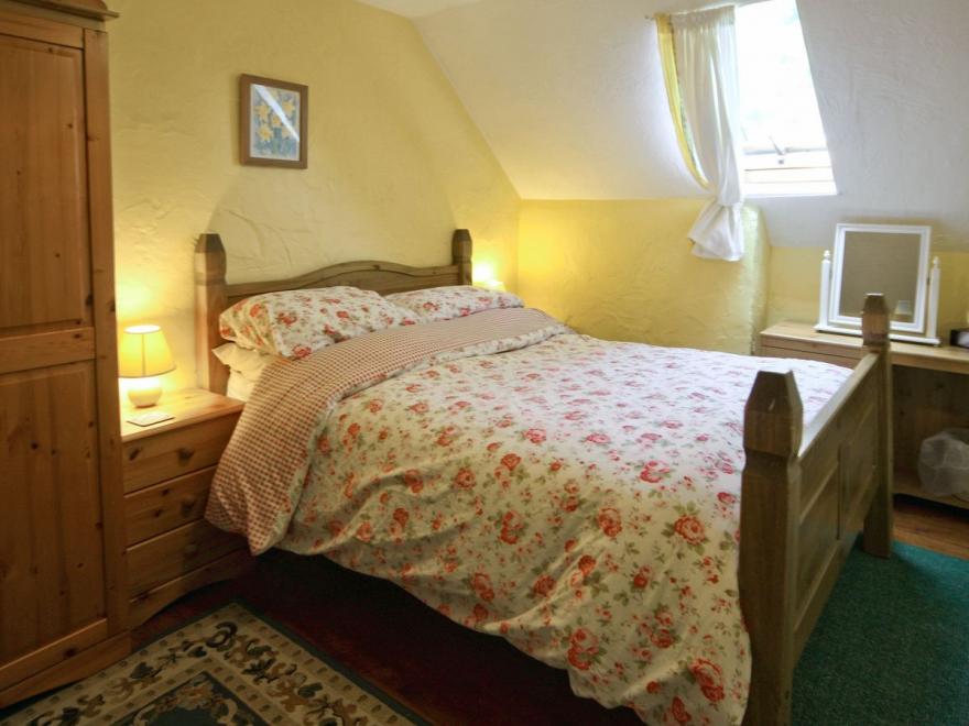 Fern Cottage - HW7211