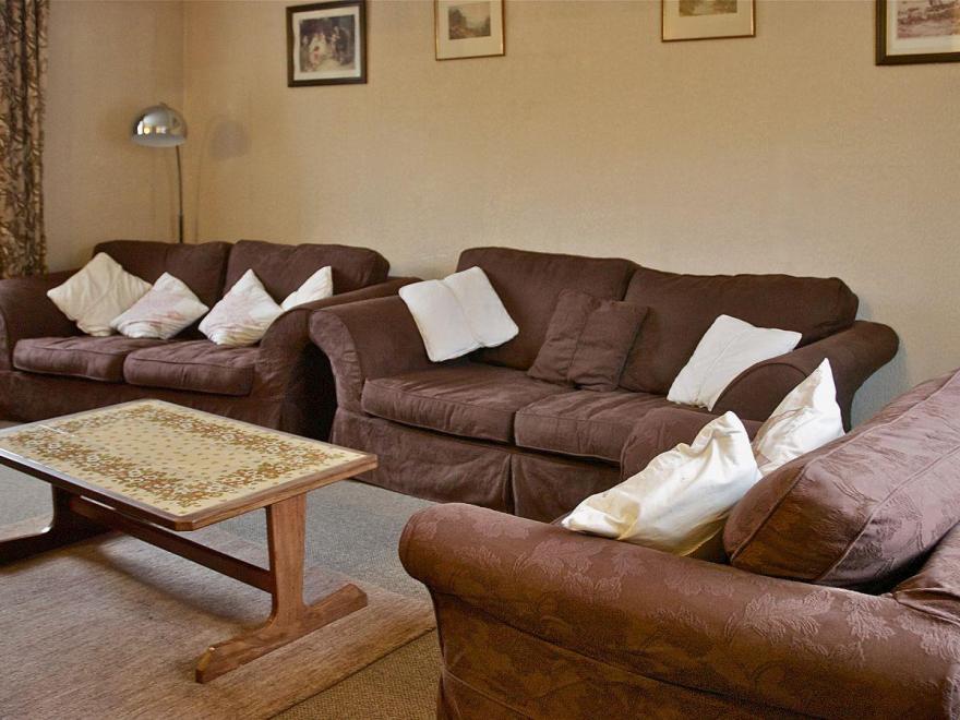 Bella's Cottage-E3651