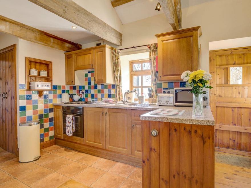 Chicken Coop View Cott - E3333