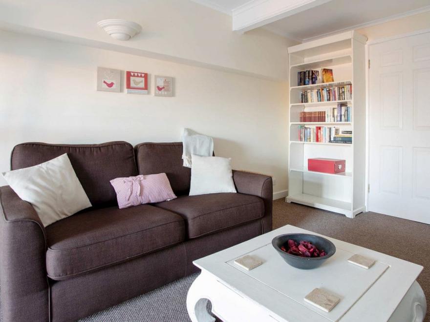 County House Apartment - 27911