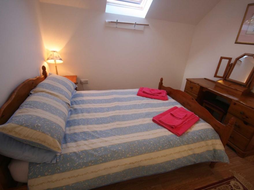 Wilson Cottages- The Granary