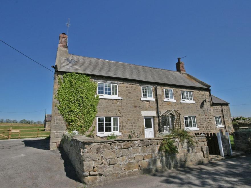 Roman Well Cottage Harlow Hill