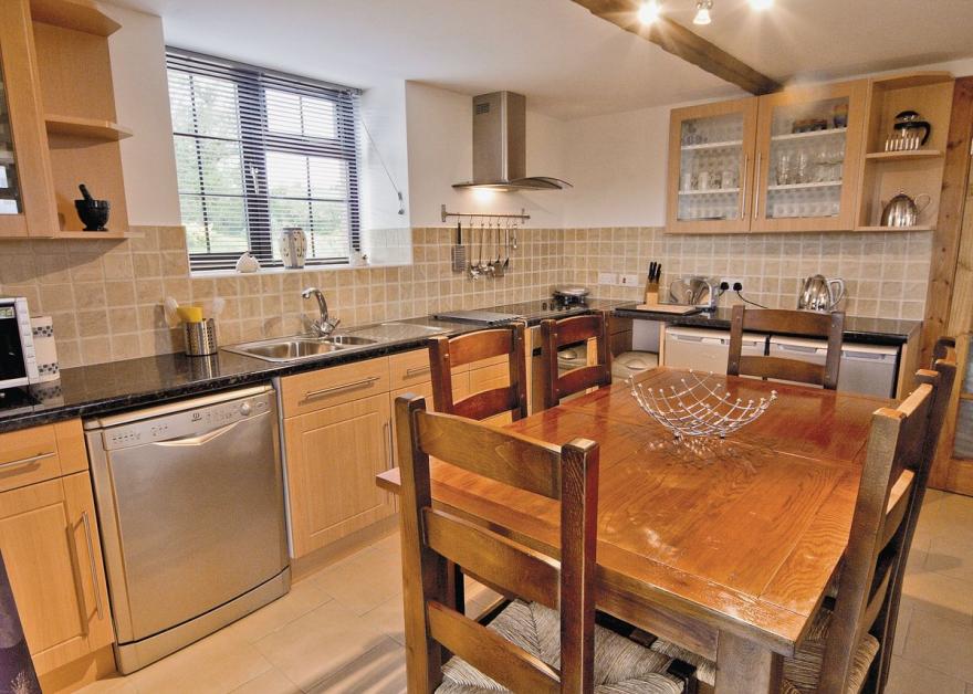 The Stables - HW7676