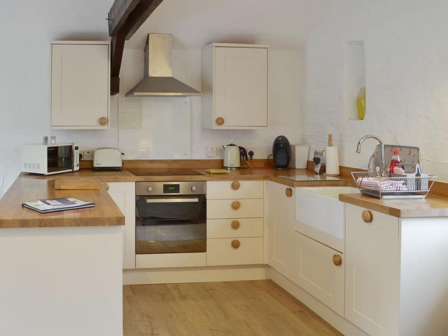 Jasmine Cottage - 29078