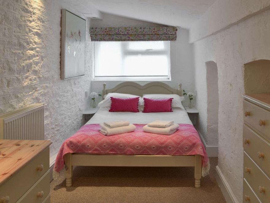 Jasmine Cottage - 29078