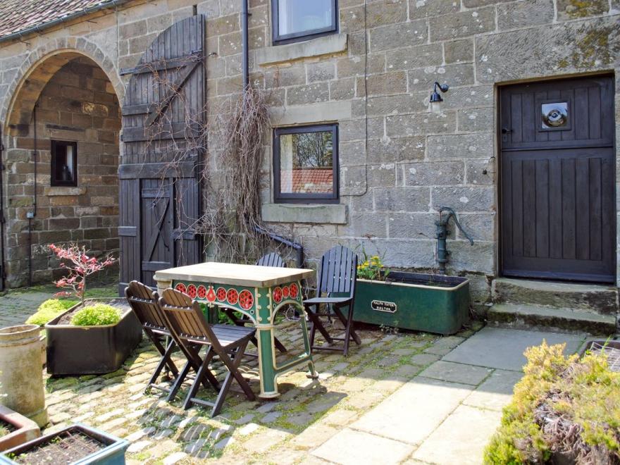 Threshing Barn - Kza