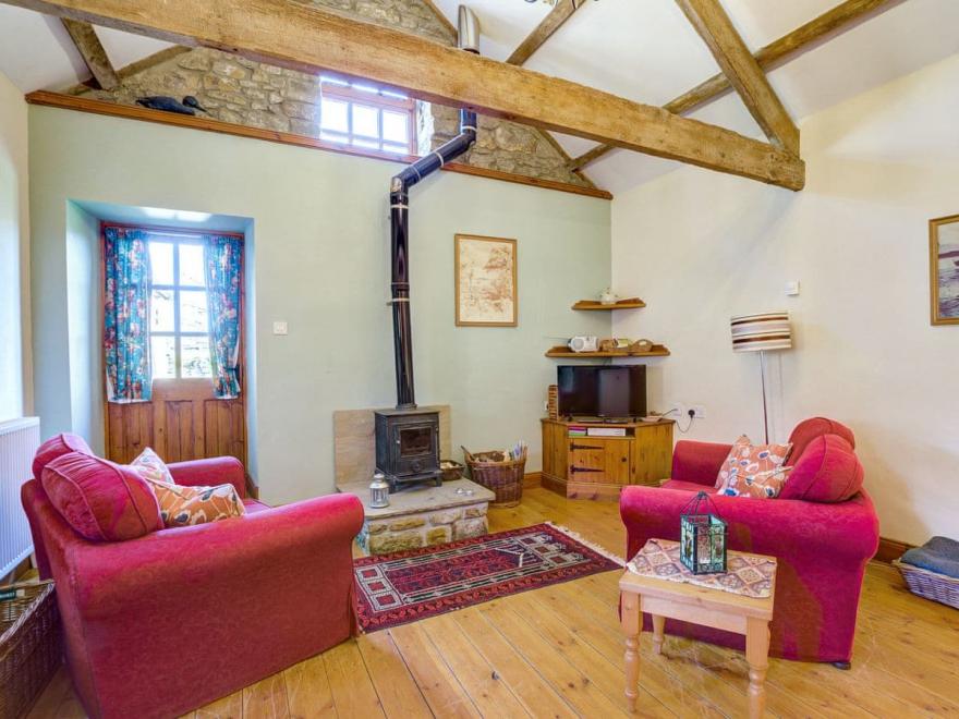 Farmhouse Cottage - E3332